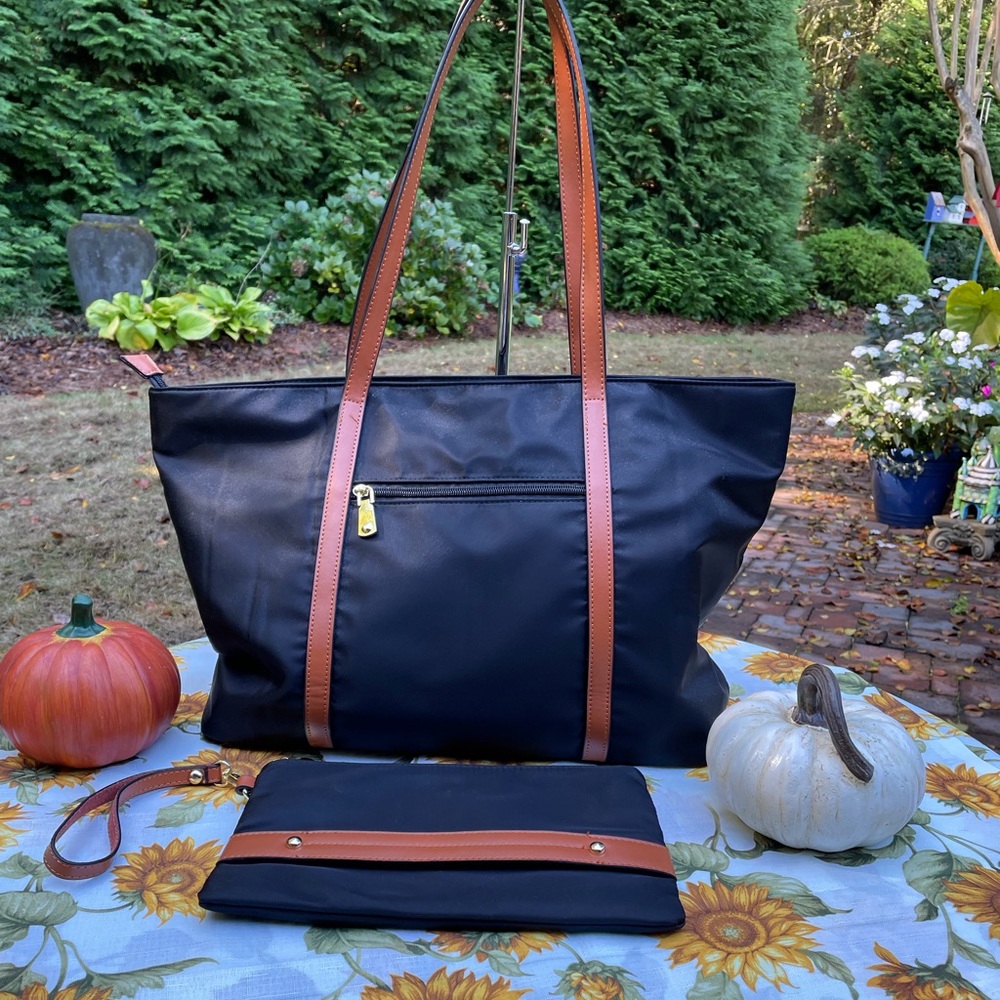 Yaluxe Black nylon tote with leather trim and matching wristlet
